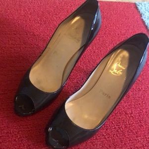 Stunning Louboutin stiletto peep toe heels